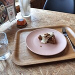 Cafe 36 - キャロットケーキ