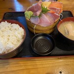 タカマル鮮魚店 2号館 - 