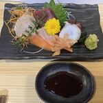 和酒処 こいた - 刺身5点盛り(おひとり様用)