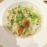 VIN VINO WINE - 春季卷心菜与腌制凤尾鱼的柠檬风味