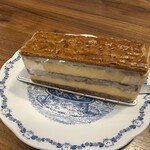 エミリー・フローゲ - 