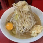 ラーメン ヨシトミ - 料理写真: