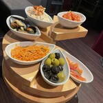 櫻町Bar - おっさん3人のテーブルに似つかわしく無い…^^;