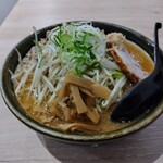 ラーメン 郷 - 味噌ラーメン＋もやしトッピング