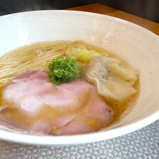 塩そばかみや - 料理写真: