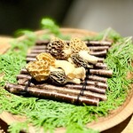 レストラン ウオゼン - ご主人が採ってきた編笠茸