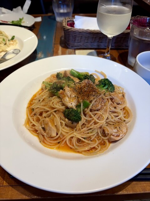 PIZZA BAR Ura Akihabara