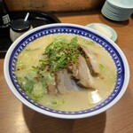 くろいわラーメン - ラーメン９５０円です。