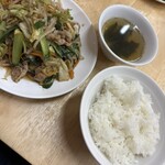 華や - 料理写真:肉野菜炒め定食！