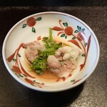 徳山鮓 - 地元の月の輪熊ロースと花山椒鍋