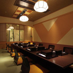 Koshitsu Kaiseki Kitaooji - 10名様から14名様の個室。中規模のご接待会食にもゆったり寛げます。