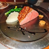 炭焼きステーキとワインobiobi - 