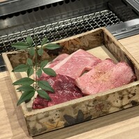 八面六秘 - 