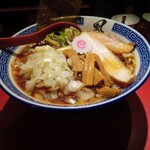 風は南から - 醤油ワンタンメン、玉ねぎトッピング