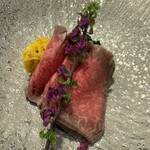 鉄板焼 grow - 本日のお造り「黒毛和牛の昆布締め」