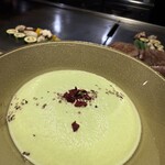 鉄板焼 grow - 季節のエスプーマ「グリーンピースのエスプーマ」