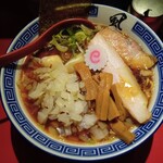 風は南から - 醤油ワンタンメン、玉ねぎトッピング