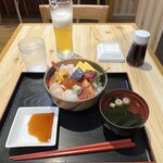 小松水産の海鮮丼 - 