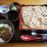 津軽おのえ温泉 日帰り宿 福家 - 蕎麦ランチ 肉みそ丼セット \842