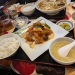 中華菜館しま - 酢豚定食