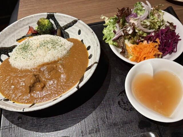 銀山温泉 湯けむり食堂 しろがね - 尾花沢市その他（ダイニングバー）の写真