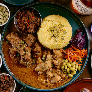 リピーター多数！オリジナルブレンドのカレー。ランチも人気♪