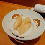 鮨 久保田 - ガリ