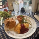 Peter Rabbit Garden Cafe Jiyugaoka