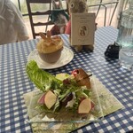 Peter Rabbit Garden Cafe Jiyugaoka