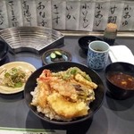 金扇 - 天丼