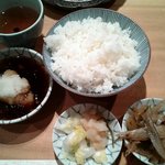 天ぷらめし 金子半之助  - 白菜の漬物、イカの塩辛、牛蒡のきんぴら