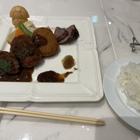 神戸牛洋食アモナ - 