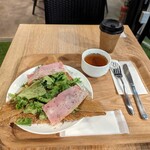 MOBaCAFE - 