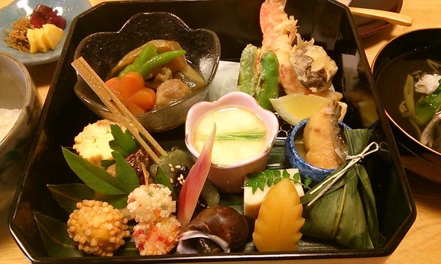 くに井 市民公園前 懐石 会席料理 食べログ