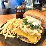 髙橋バーガー - 2025.5マンスリー フーレペツの恵み アイヌネギのかき揚げバーガー