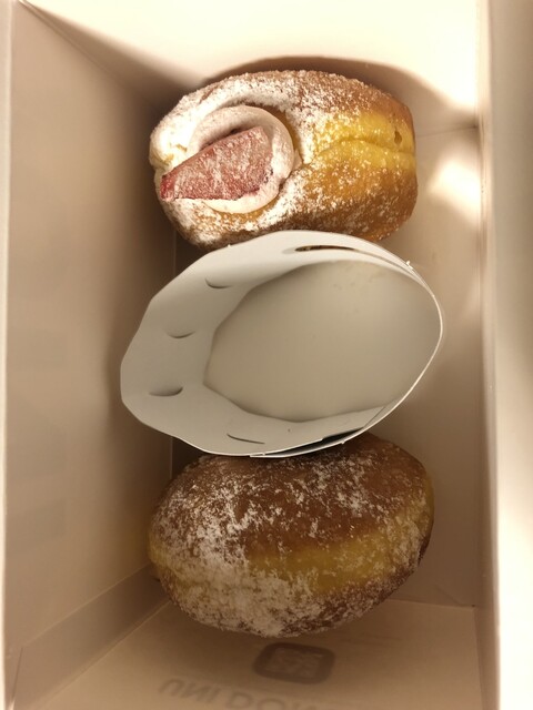 UNI DONUTS 麻布十番店 （ユニ ドーナツ） - 麻布十番/ドーナツ
