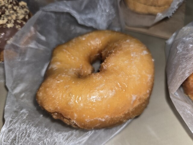 どーなつ ドーナツ、っておいしいね。｜TREATMEタイ（ドーナツ）NAVY