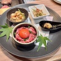 焼肉ホルモン 稲田 - ◉正真正銘のユッケ・ホルモン前菜