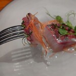 馳走西健一 - 泳がせ鯵のマリネ