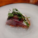 馳走西健一 - 泳がせ鯵のマリネ