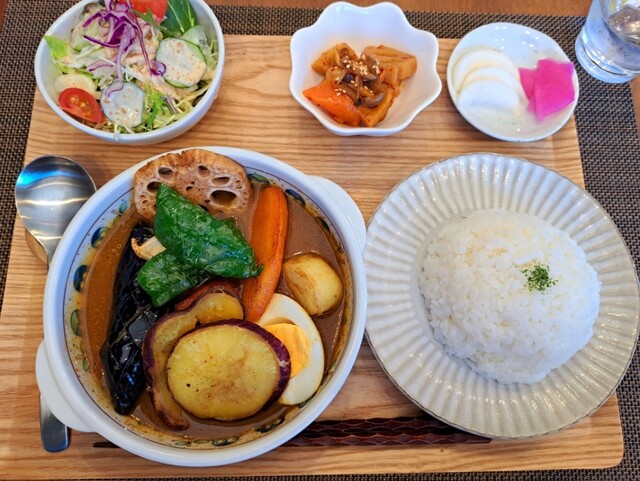 彩季亭 - 藤田（食堂）の写真