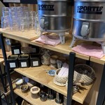 焼肉 中村屋 - お茶とか飲み放題コーナー