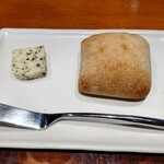 馳走西健一 - パンとボチェッリさんの海藻入りバター