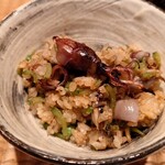 伯雲 - 炭火焼きの蛍烏賊とうすい豆の炊き込みご飯
