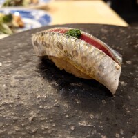 鮨 なんば 日比谷 - 鰯 36℃/18℃