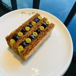 Hills House Dining 33 Pâtisserie à la Maison - 