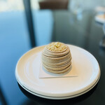 Hills House Dining 33 Pâtisserie à la Maison - 