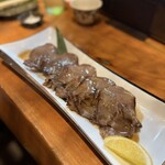 牛たんとまぐろ専門店 はなたん'll - 