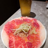 個室焼肉 牛炙 名駅別邸 - 段戸牛サーロイン レアロゼ　¥800