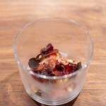 IZA - 2025.5 赤海老と無花果のサラダ